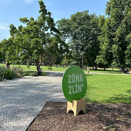 Rezidence Sadova Zlin Apartman Kültér fotó